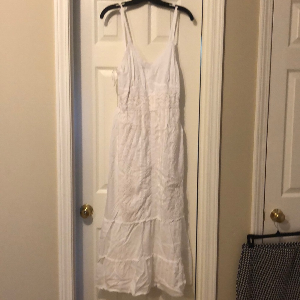 White maxi dress